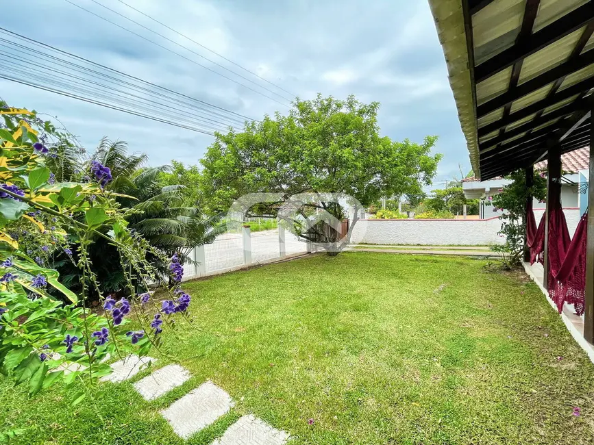 Foto 6 de Casa com 3 quartos à venda, 403m2 em Balneario Barra Do Sul - SC