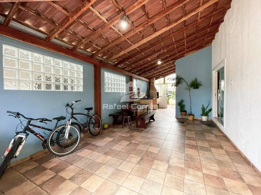 Foto 9 de Casa com 3 quartos à venda, 403m2 em Balneario Barra Do Sul - SC