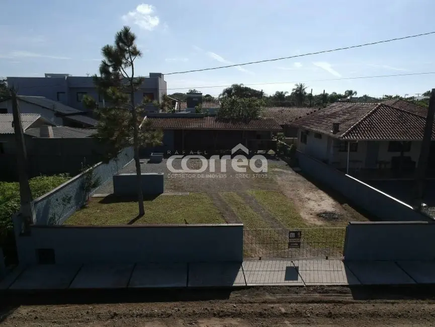 Foto 4 de Casa à venda, 325m2 em Balneario Barra Do Sul - SC