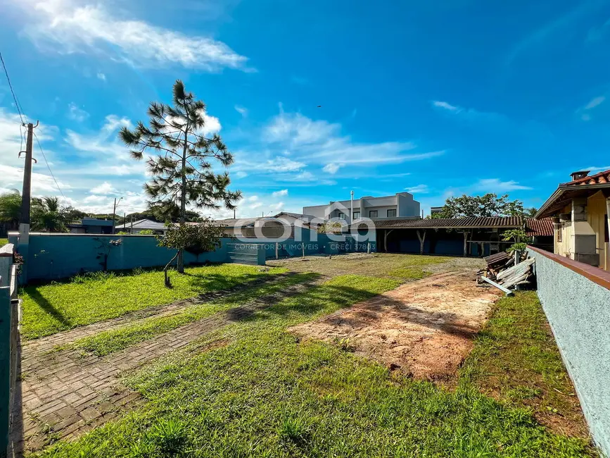 Foto 6 de Casa à venda, 325m2 em Balneario Barra Do Sul - SC