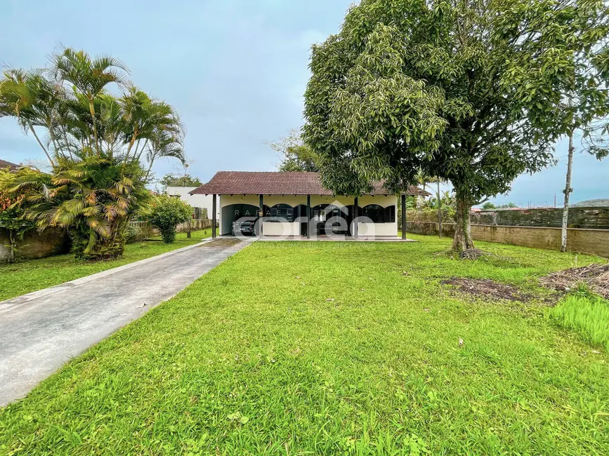 Foto 9 de Casa com 3 quartos à venda, 660m2 em Balneario Barra Do Sul - SC