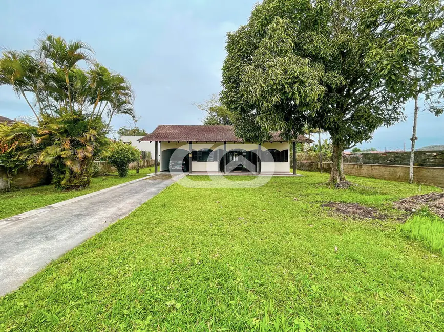 Foto 9 de Casa com 3 quartos à venda, 660m2 em Balneario Barra Do Sul - SC