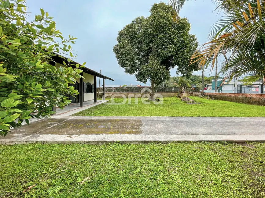 Foto 8 de Casa com 3 quartos à venda, 660m2 em Balneario Barra Do Sul - SC