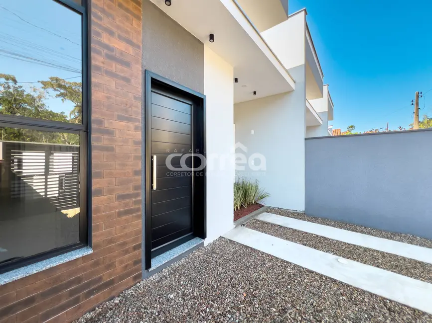 Casa com 2 quartos à venda, 116m2 em Balneario Barra Do Sul - SC - imagem 4 Foto 4 de Casa com 2 quartos à venda, 116m2 em Balneario Barra Do Sul - SC