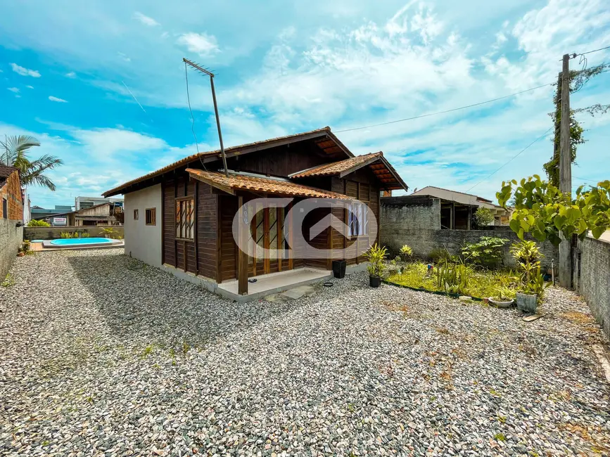 Foto 4 de Casa com 3 quartos à venda, 308m2 em Centro, Balneario Barra Do Sul - SC