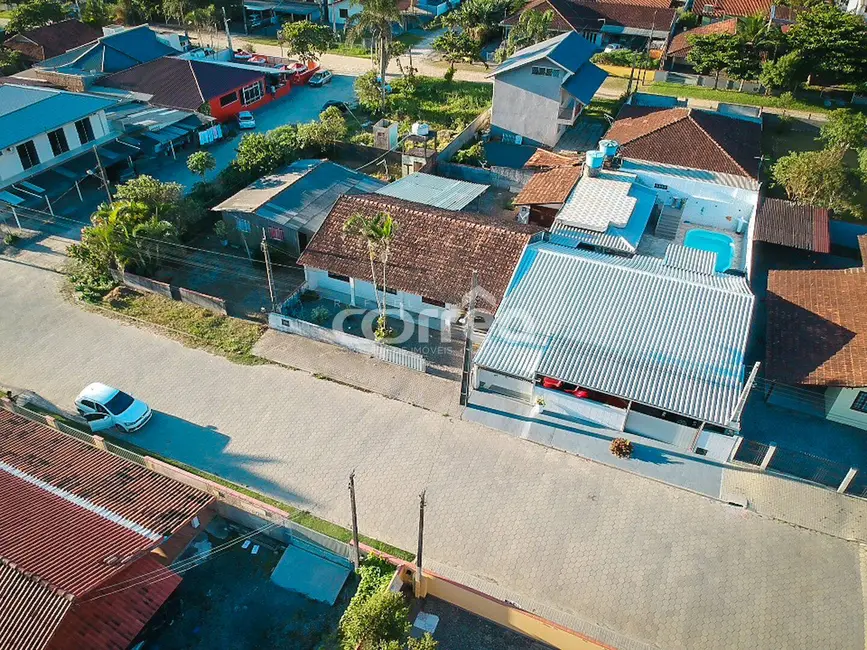 Foto 7 de Casa com 3 quartos à venda, 325m2 em Balneario Barra Do Sul - SC
