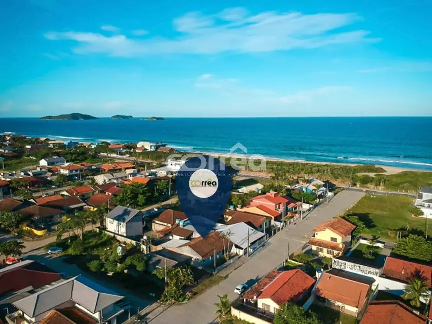 Foto 2 de Casa com 3 quartos à venda, 325m2 em Balneario Barra Do Sul - SC