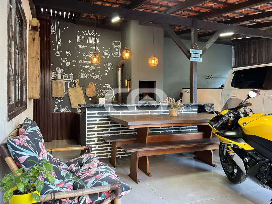 Foto 9 de Sobrado com 3 quartos à venda, 228m2 em Balneario Barra Do Sul - SC