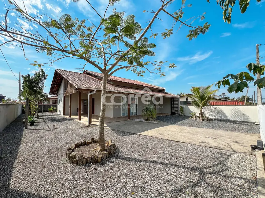 Foto 3 de Casa com 2 quartos à venda, 405m2 em Balneario Barra Do Sul - SC