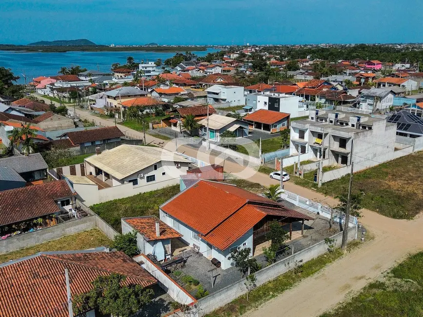Foto 8 de Casa com 2 quartos à venda, 405m2 em Balneario Barra Do Sul - SC