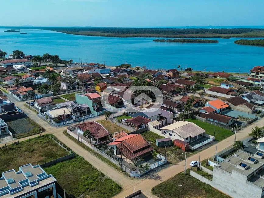 Foto 9 de Casa com 2 quartos à venda, 405m2 em Balneario Barra Do Sul - SC