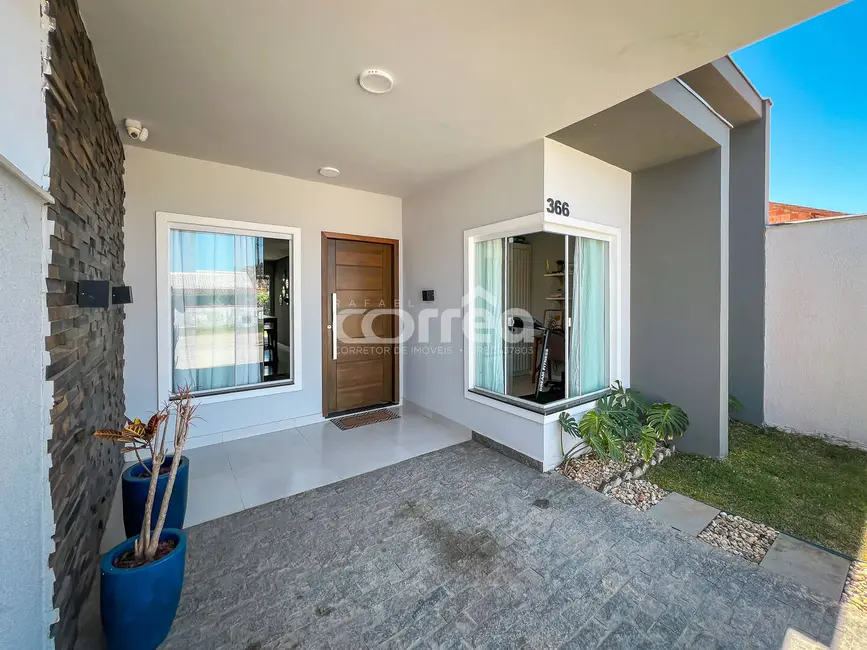 Casa com 2 quartos à venda, 150m2 em Balneario Barra Do Sul - SC - imagem 4 Foto 4 de Casa com 2 quartos à venda, 150m2 em Balneario Barra Do Sul - SC
