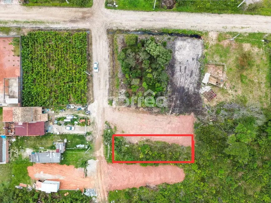 Foto 5 de Casa à venda, 396m2 em Balneario Barra Do Sul - SC