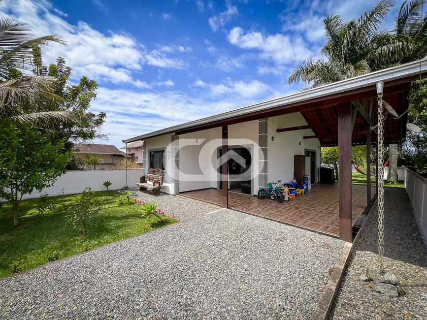 Foto 4 de Casa com 2 quartos à venda, 600m2 em Balneario Barra Do Sul - SC