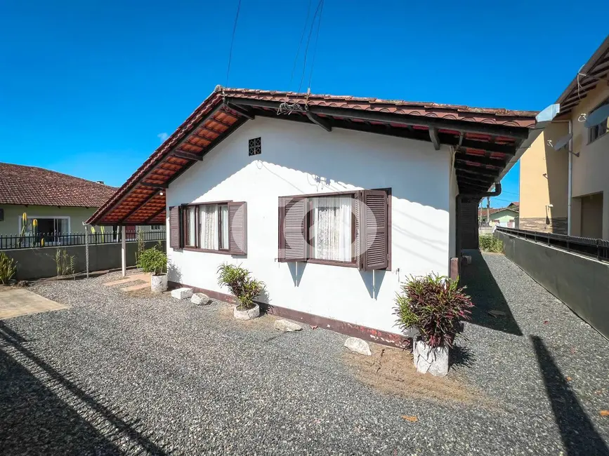 Foto 9 de Casa com 3 quartos à venda, 354m2 em Centro, Balneario Barra Do Sul - SC