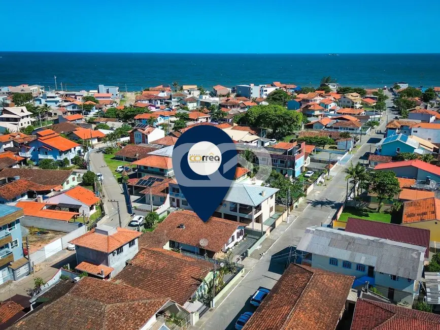 Foto 2 de Casa com 3 quartos à venda, 354m2 em Centro, Balneario Barra Do Sul - SC
