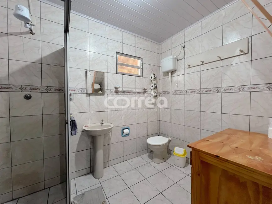 Foto 8 de Casa com 3 quartos à venda, 354m2 em Centro, Balneario Barra Do Sul - SC