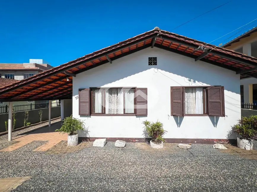 Foto 8 de Casa com 3 quartos à venda, 354m2 em Centro, Balneario Barra Do Sul - SC