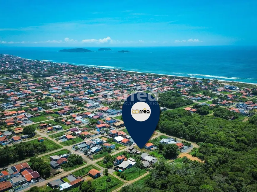 Foto 1 de Terreno / Lote à venda, 325m2 em Balneario Barra Do Sul - SC