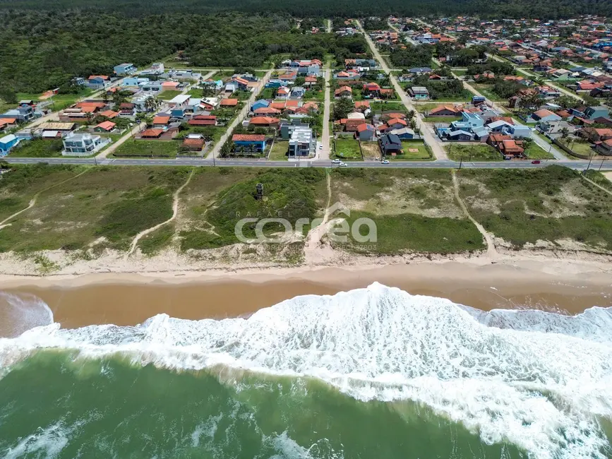 Foto 2 de Casa com 3 quartos à venda, 141m2 em Balneario Barra Do Sul - SC