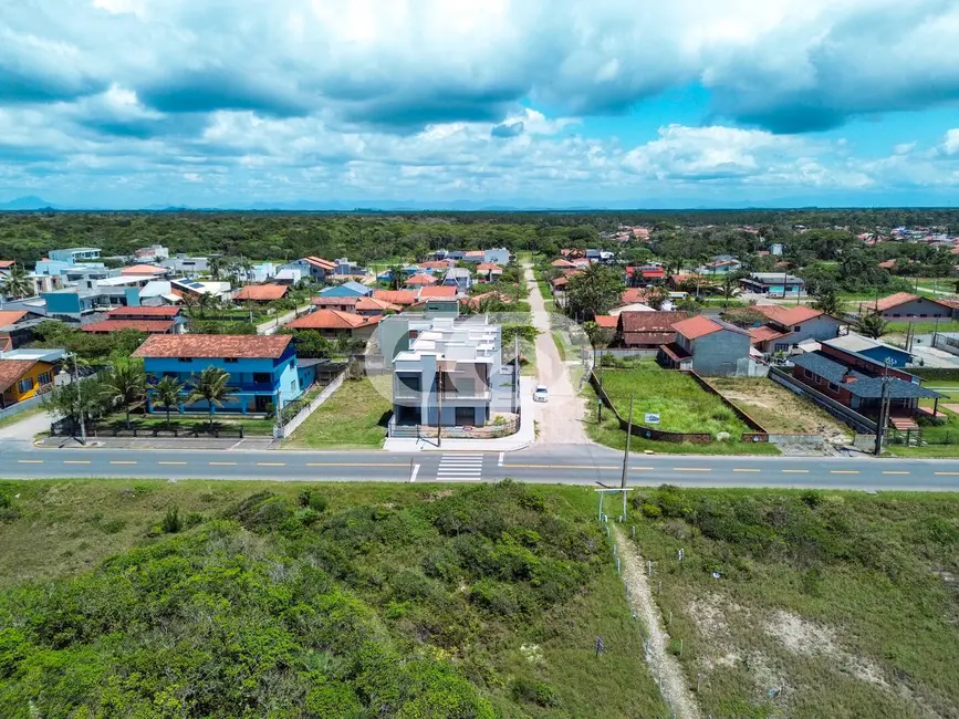 Foto 3 de Casa com 3 quartos à venda, 141m2 em Balneario Barra Do Sul - SC