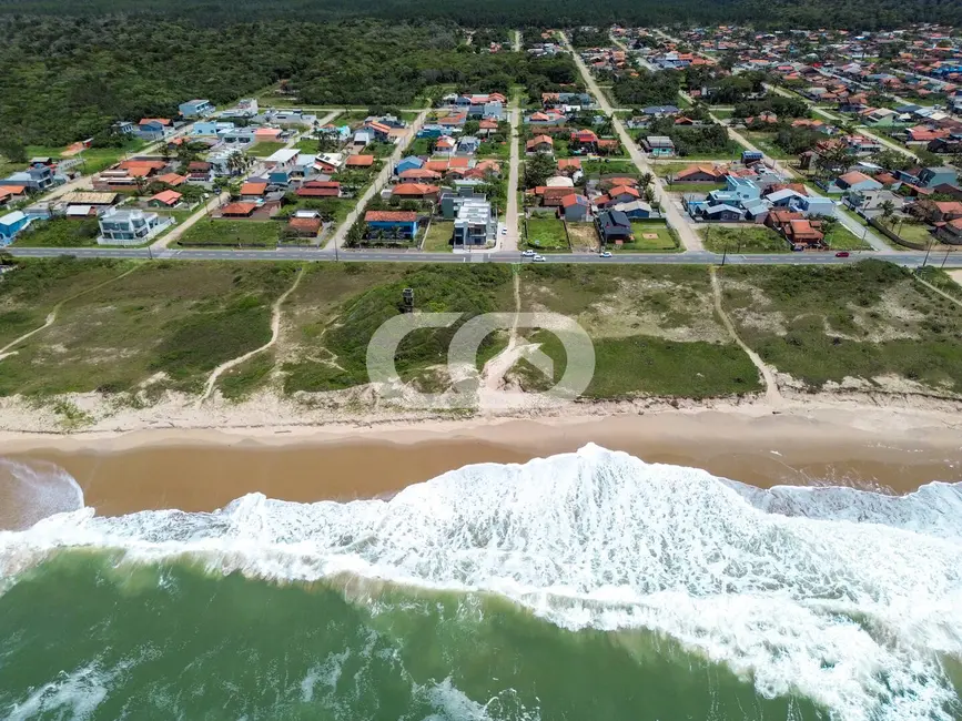 Foto 2 de Casa com 3 quartos à venda, 141m2 em Balneario Barra Do Sul - SC
