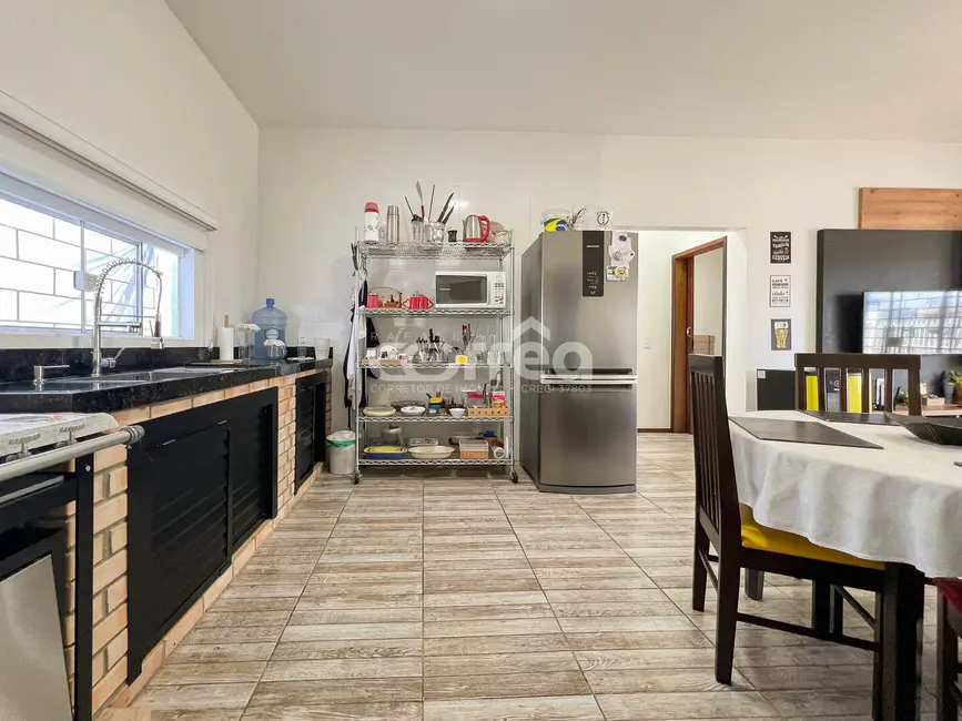 Foto 8 de Casa com 3 quartos à venda, 297m2 em Balneario Barra Do Sul - SC