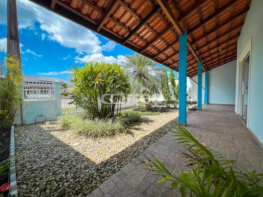 Foto 5 de Casa com 3 quartos à venda, 297m2 em Balneario Barra Do Sul - SC