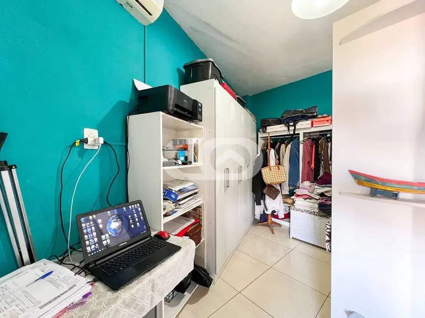 Foto 5 de Sobrado com 3 quartos à venda, 262m2 em Centro, Balneario Barra Do Sul - SC