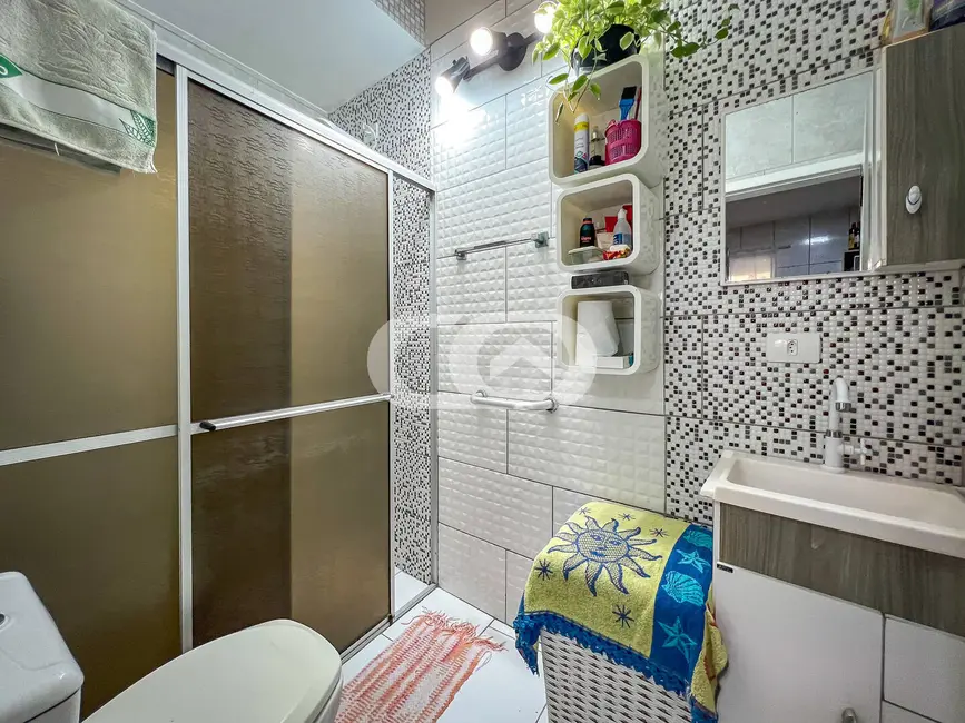 Foto 6 de Sobrado com 3 quartos à venda, 262m2 em Centro, Balneario Barra Do Sul - SC