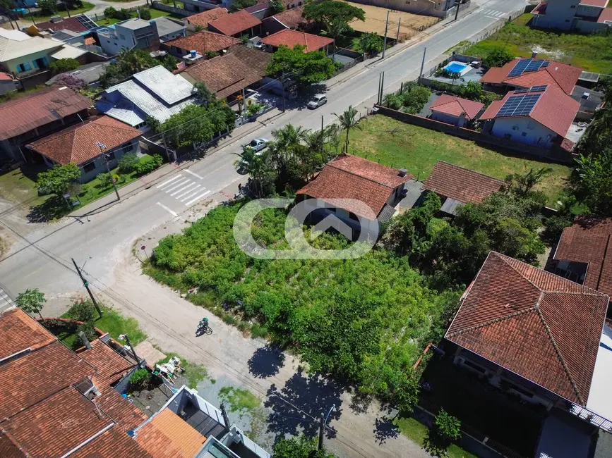 Foto 8 de Terreno / Lote à venda, 450m2 em Balneario Barra Do Sul - SC