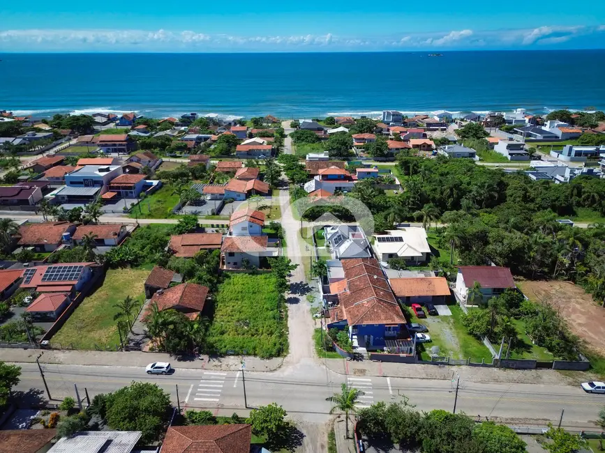Foto 7 de Terreno / Lote à venda, 450m2 em Balneario Barra Do Sul - SC