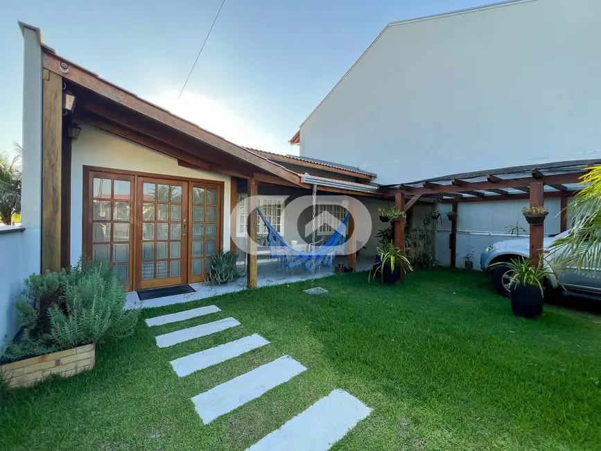 Foto 5 de Casa com 3 quartos à venda, 430m2 em Centro, Balneario Barra Do Sul - SC