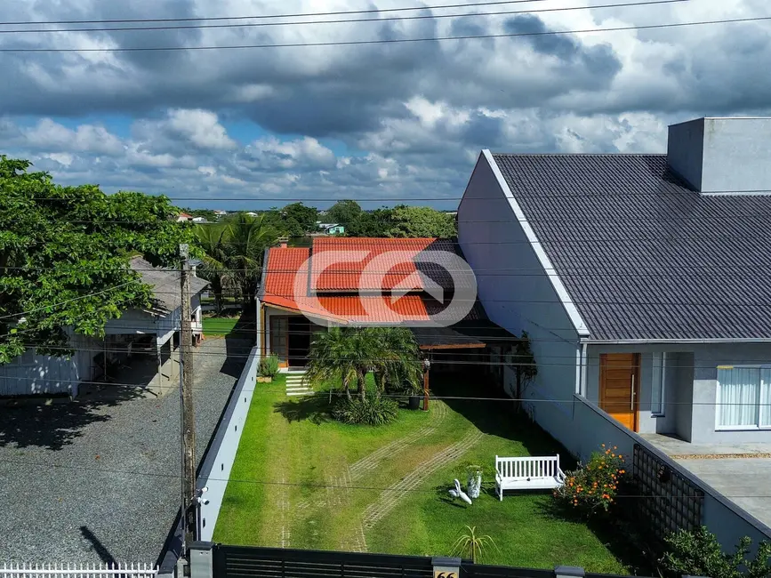 Foto 6 de Casa com 3 quartos à venda, 430m2 em Centro, Balneario Barra Do Sul - SC