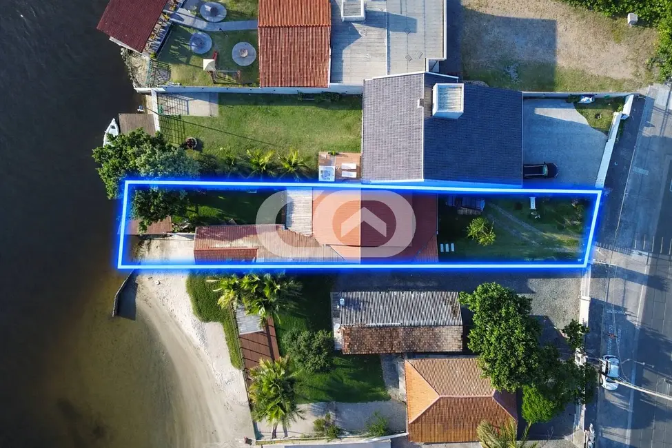 Foto 2 de Casa com 3 quartos à venda, 430m2 em Centro, Balneario Barra Do Sul - SC