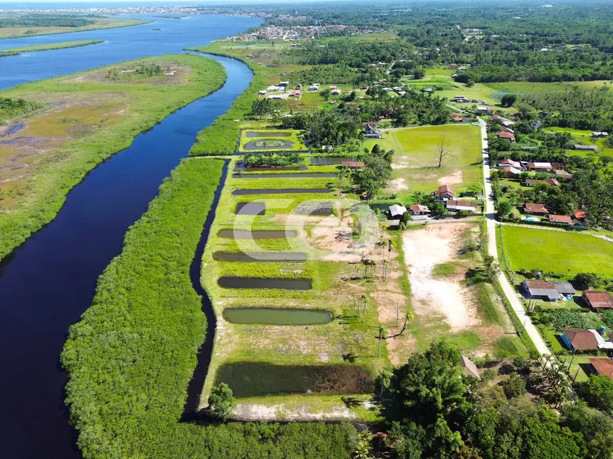 Foto 5 de Terreno / Lote à venda, 4600m2 em Balneario Barra Do Sul - SC