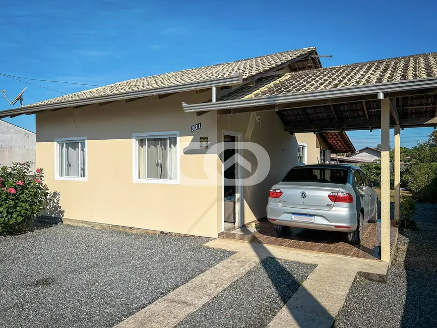 Foto 3 de Casa com 2 quartos à venda, 300m2 em Balneario Barra Do Sul - SC