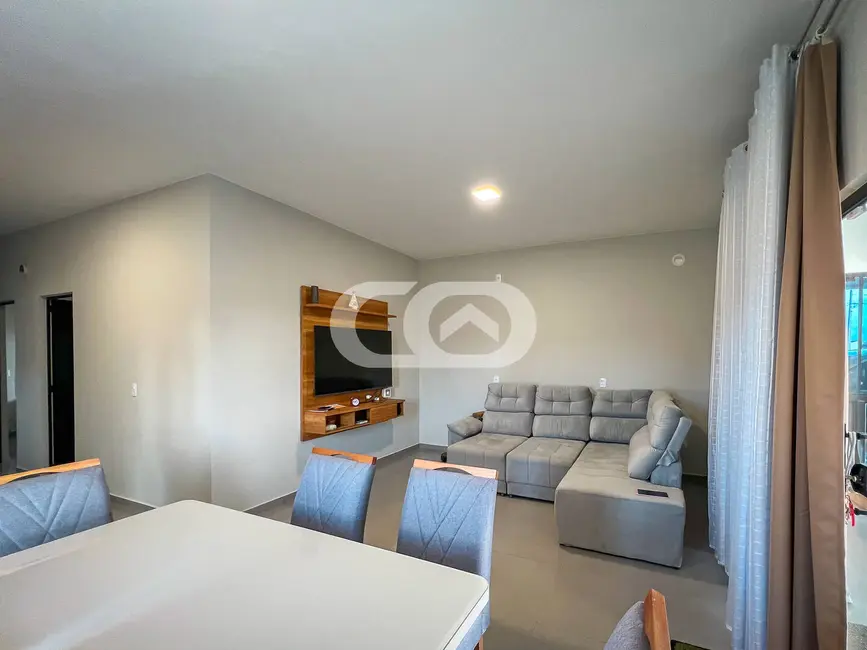 Foto 9 de Casa com 3 quartos à venda, 408m2 em Balneario Barra Do Sul - SC
