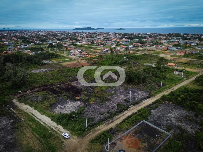 Foto 4 de Terreno / Lote à venda, 544m2 em Balneario Barra Do Sul - SC