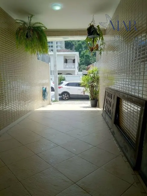 Foto 3 de Casa com 3 quartos à venda, 124m2 em Marapé, Santos - SP