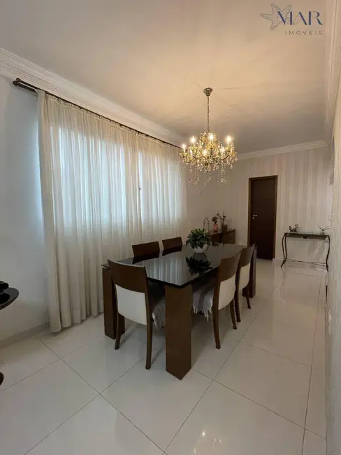 Foto 1 de Casa com 3 quartos à venda, 190m2 em Vila Belmiro, Santos - SP