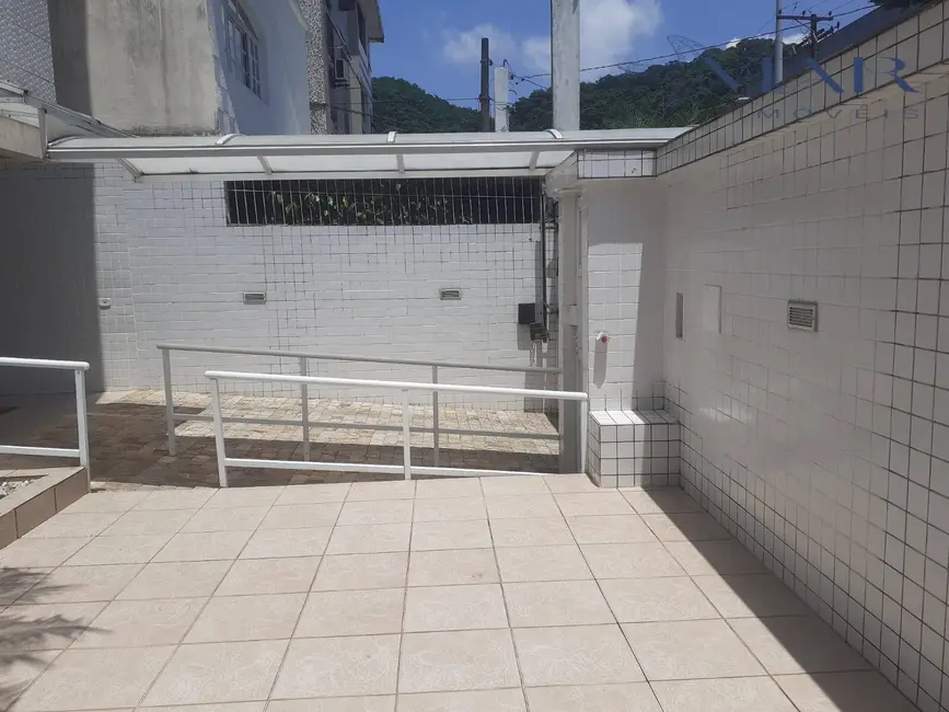 Foto 1 de Casa com 2 quartos à venda, 104m2 em Marapé, Santos - SP