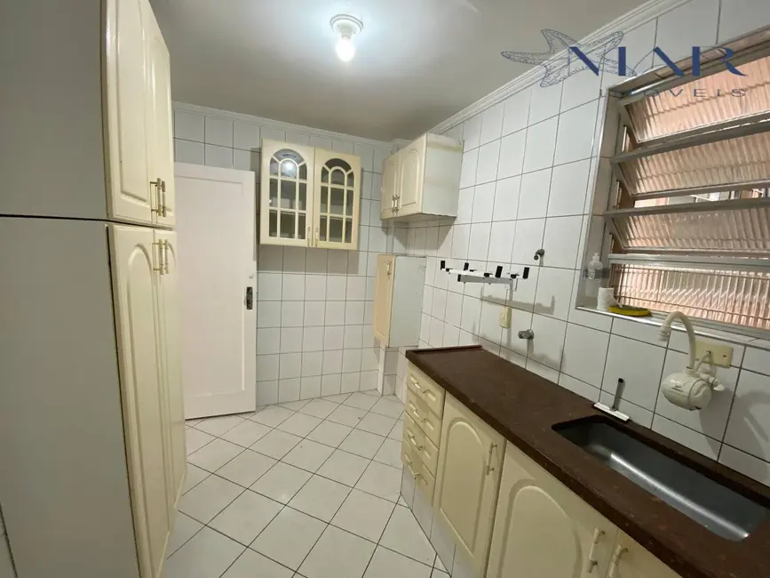 Apartamento com 3 quartos para alugar, 100m2 em Pompéia, Santos - SP - imagem 4 Foto 4 de Apartamento com 3 quartos para alugar, 100m2 em Pompéia, Santos - SP