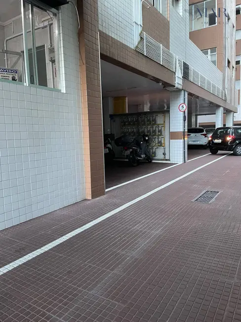 Apartamento com 2 quartos para alugar, 90m2 em José Menino, Santos - SP - imagem 6 Foto 6 de Apartamento com 2 quartos para alugar, 90m2 em José Menino, Santos - SP