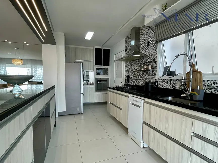 Foto 6 de Apartamento com 4 quartos à venda, 131m2 em Marapé, Santos - SP