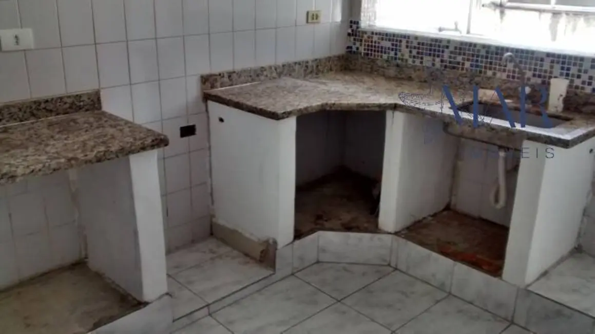 Foto 5 de Apartamento com 2 quartos para alugar, 70m2 em Pompéia, Santos - SP