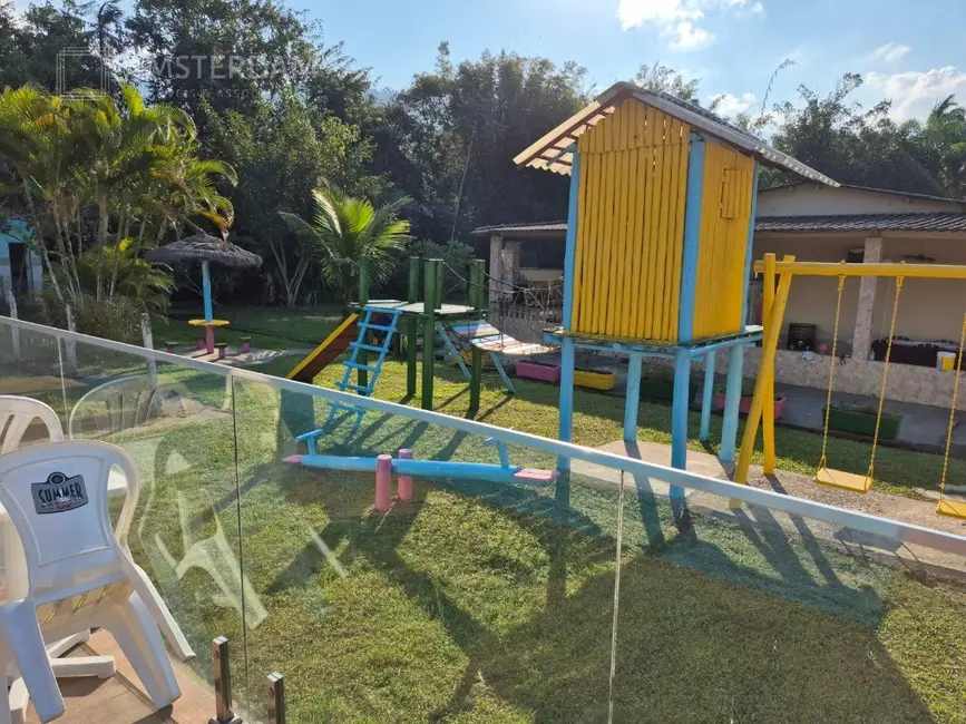 Sítio / Rancho com 6 quartos à venda, 300m2 em Bertioga - SP - imagem 7 Foto 7 de Sítio / Rancho com 6 quartos à venda, 300m2 em Bertioga - SP