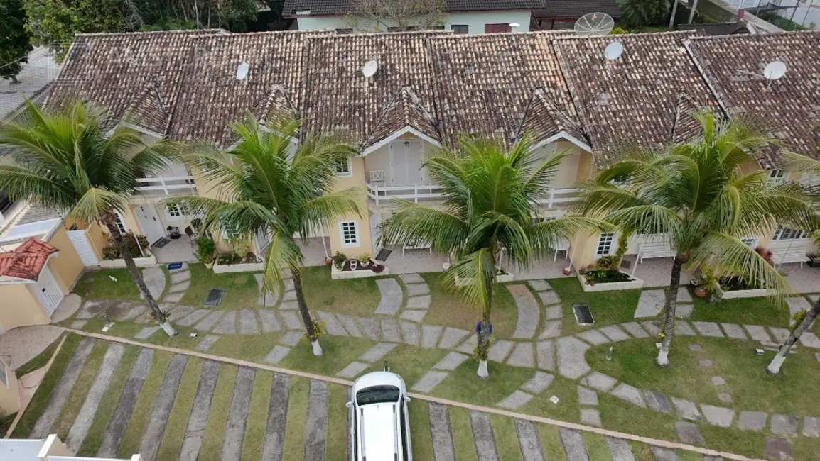 Casa de Condomínio com 3 quartos para alugar, 150m2 em Bertioga - SP - imagem 3 Foto 3 de Casa de Condomínio com 3 quartos para alugar, 150m2 em Bertioga - SP