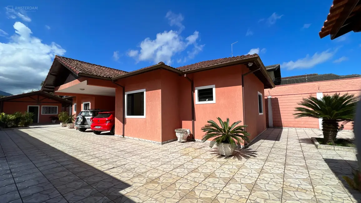 Foto 1 de Casa com 3 quartos à venda, 178m2 em Bertioga - SP