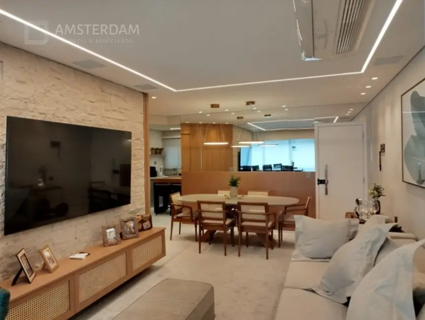 Foto 4 de Apartamento com 4 quartos à venda, 137m2 em Bertioga - SP